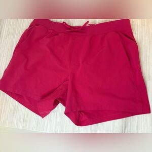 LULULEMON XL ✨Women's Pink Shorts with drawstring excellent condition